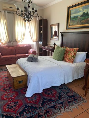 A Tapestry Garden Guest House Potchefstroom Bagian luar foto