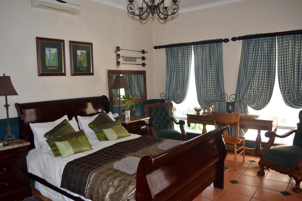A Tapestry Garden Guest House Potchefstroom Ruang foto